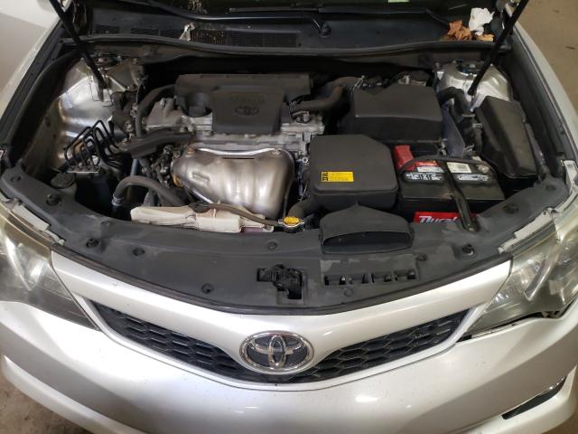 Photo 6 VIN: 4T1BF1FK1EU819147 - TOYOTA CAMRY L 