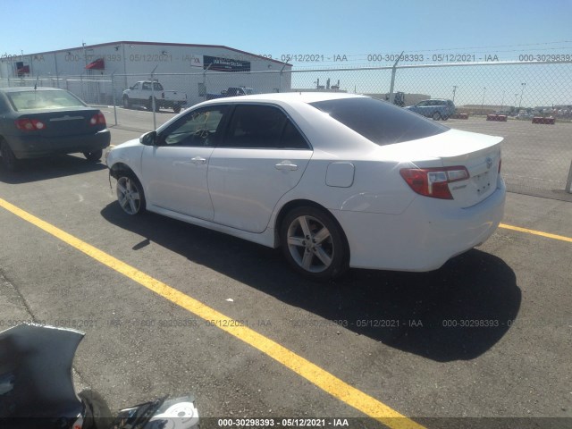 Photo 2 VIN: 4T1BF1FK1EU843092 - TOYOTA CAMRY 