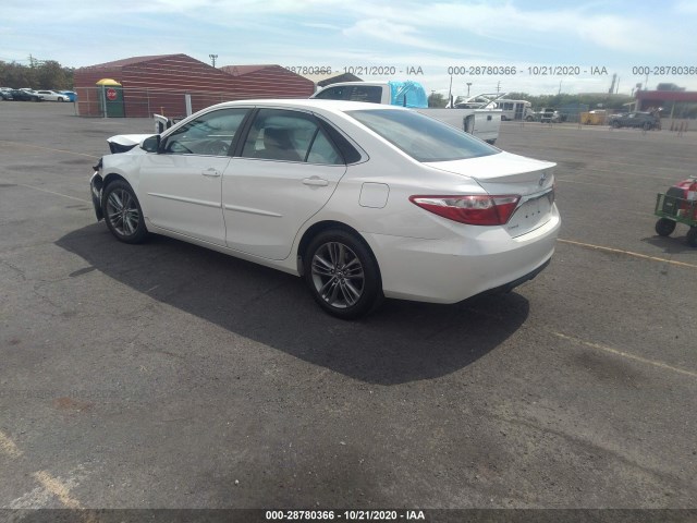 Photo 2 VIN: 4T1BF1FK1FU028392 - TOYOTA CAMRY 