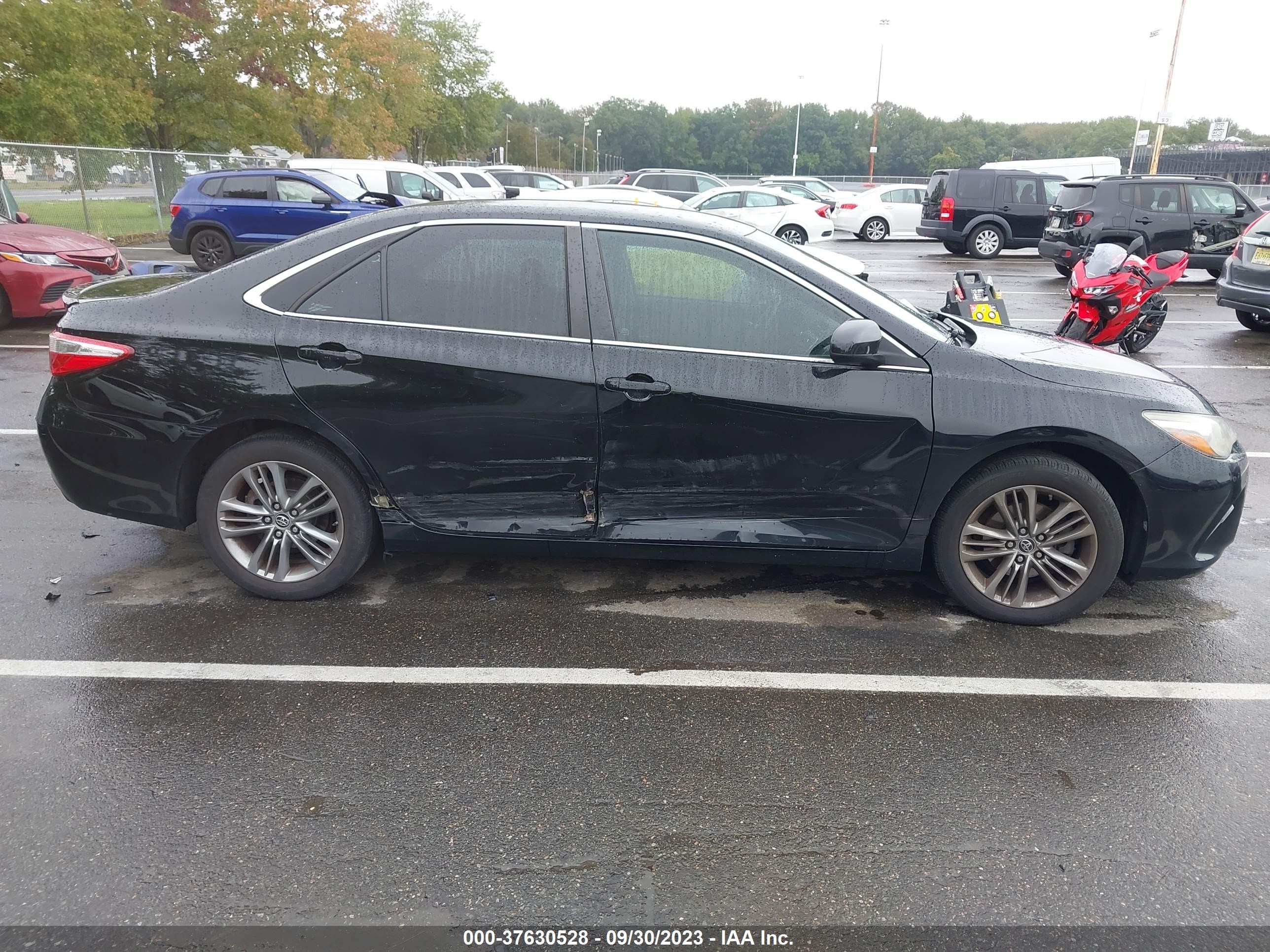 Photo 12 VIN: 4T1BF1FK1FU062722 - TOYOTA CAMRY 