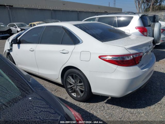 Photo 2 VIN: 4T1BF1FK1FU062817 - TOYOTA CAMRY 