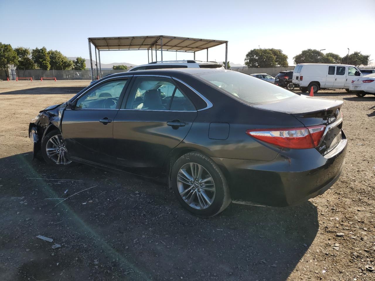 Photo 1 VIN: 4T1BF1FK1FU071811 - TOYOTA CAMRY 