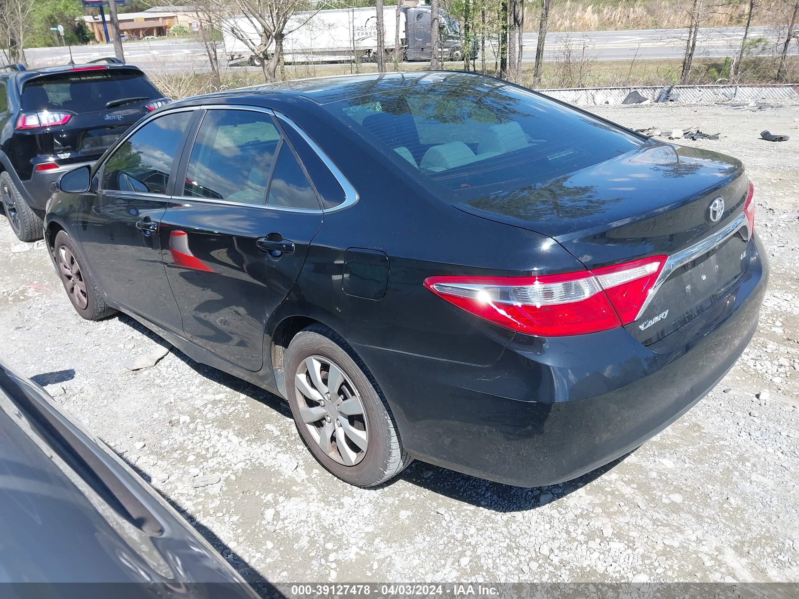 Photo 2 VIN: 4T1BF1FK1FU079035 - TOYOTA CAMRY 