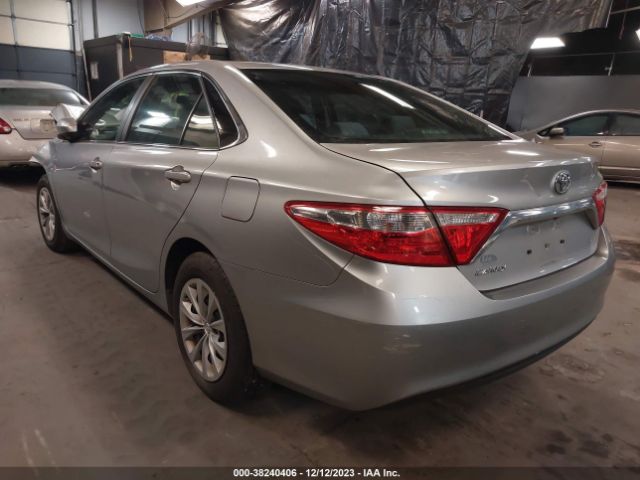 Photo 2 VIN: 4T1BF1FK1FU106010 - TOYOTA CAMRY 