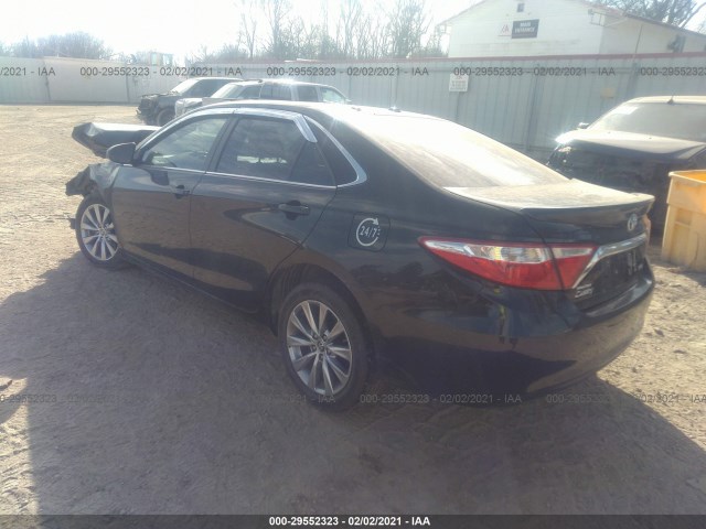 Photo 2 VIN: 4T1BF1FK1FU880645 - TOYOTA CAMRY 