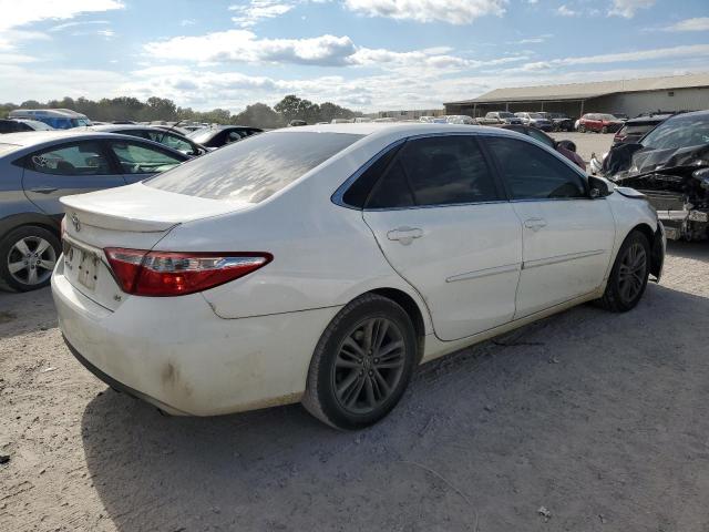 Photo 2 VIN: 4T1BF1FK1FU889457 - TOYOTA CAMRY LE 