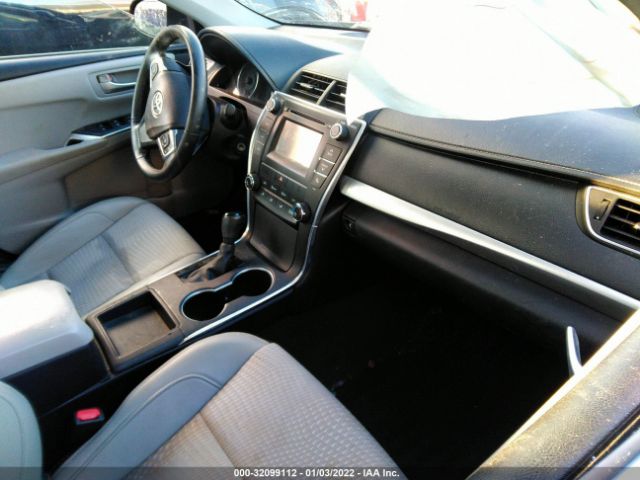 Photo 4 VIN: 4T1BF1FK1FU916205 - TOYOTA CAMRY 