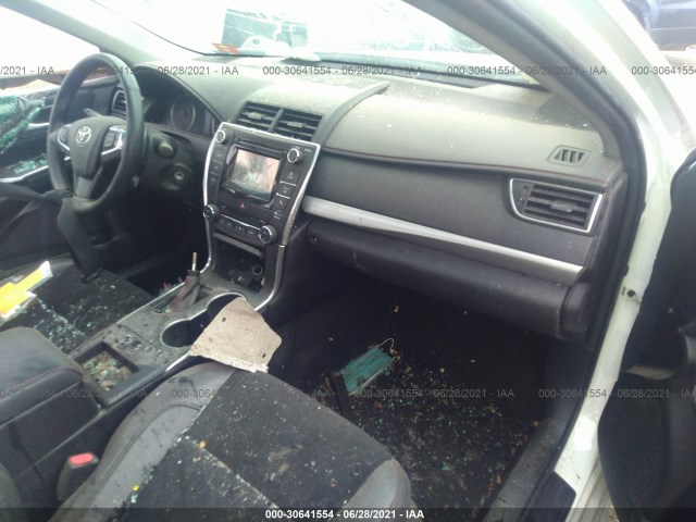 Photo 4 VIN: 4T1BF1FK1FU921615 - TOYOTA CAMRY 