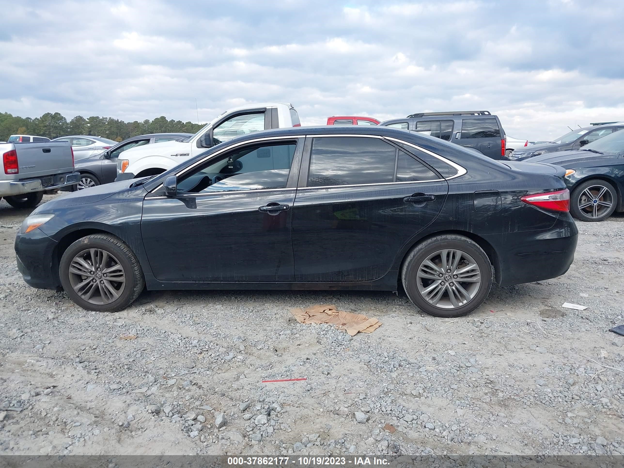 Photo 13 VIN: 4T1BF1FK1FU927334 - TOYOTA CAMRY 