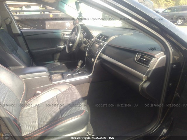 Photo 4 VIN: 4T1BF1FK1FU958664 - TOYOTA CAMRY 