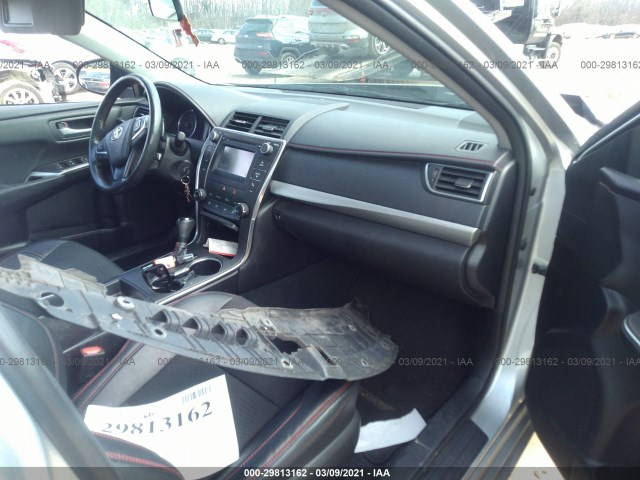 Photo 4 VIN: 4T1BF1FK1GU210465 - TOYOTA CAMRY 