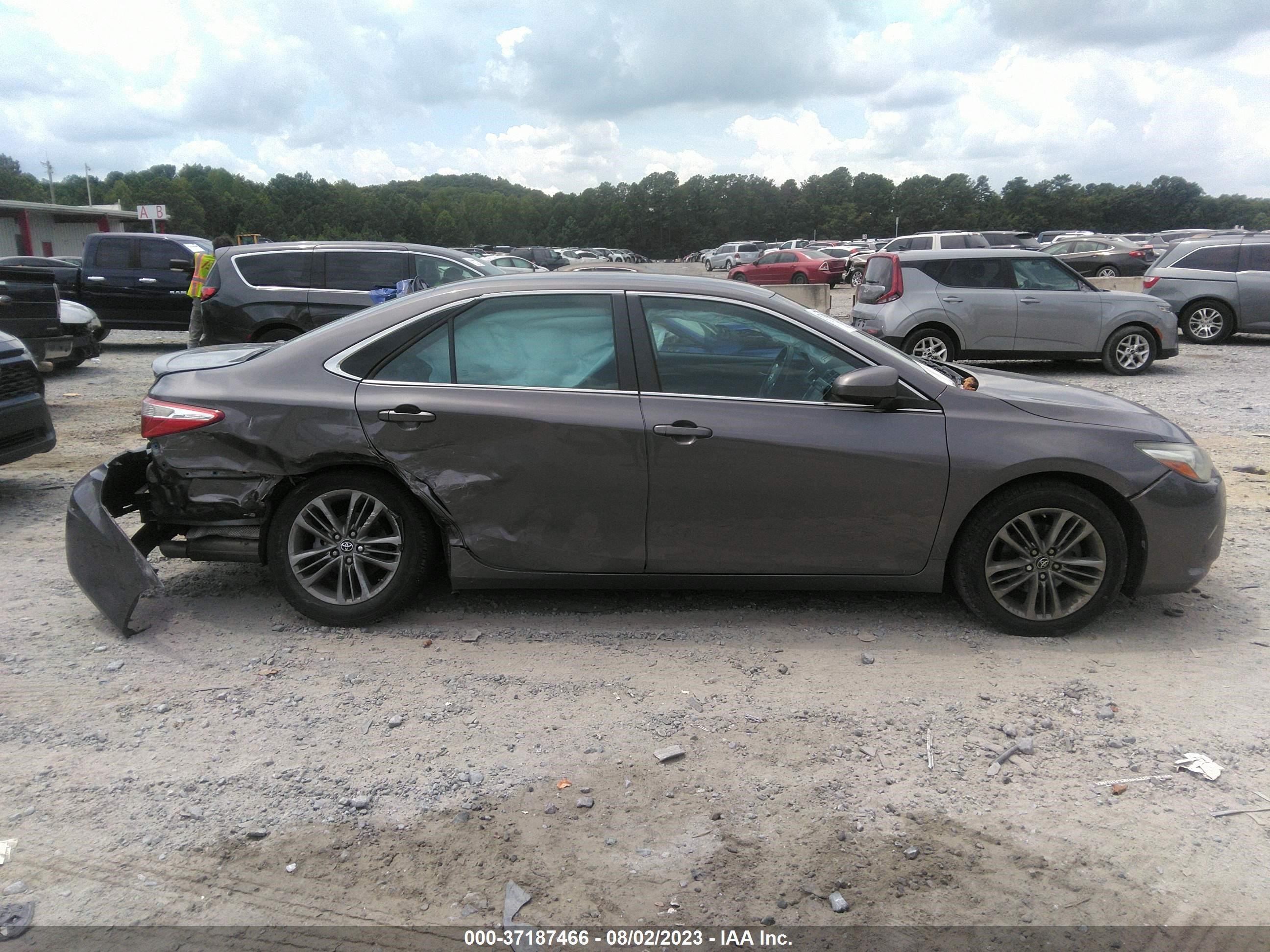 Photo 12 VIN: 4T1BF1FK1GU251680 - TOYOTA CAMRY 