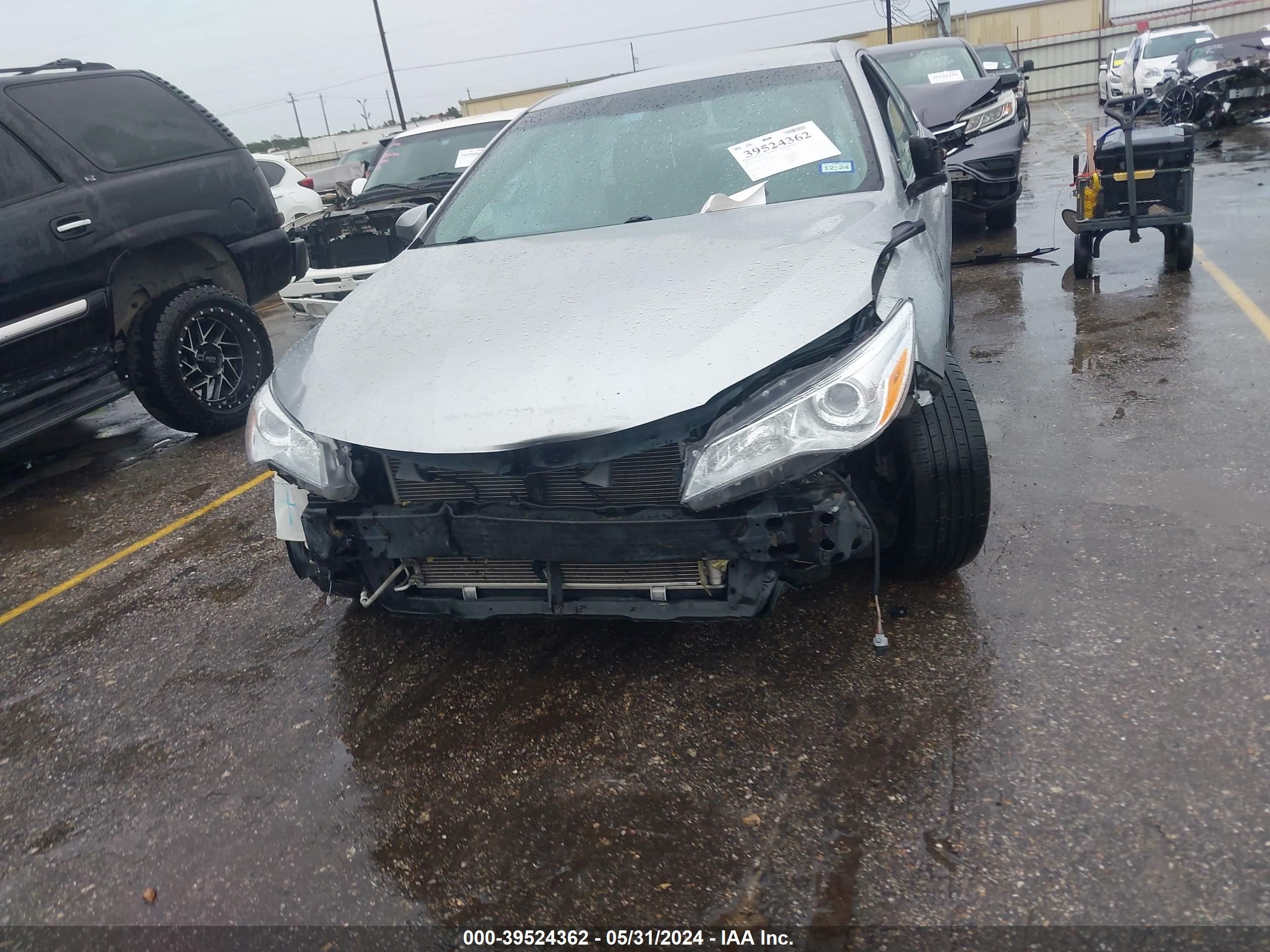 Photo 10 VIN: 4T1BF1FK1GU264087 - TOYOTA CAMRY 