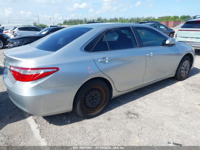 Photo 3 VIN: 4T1BF1FK1GU265398 - TOYOTA CAMRY 