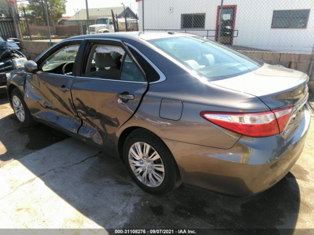 Photo 2 VIN: 4T1BF1FK1GU557049 - TOYOTA CAMRY 