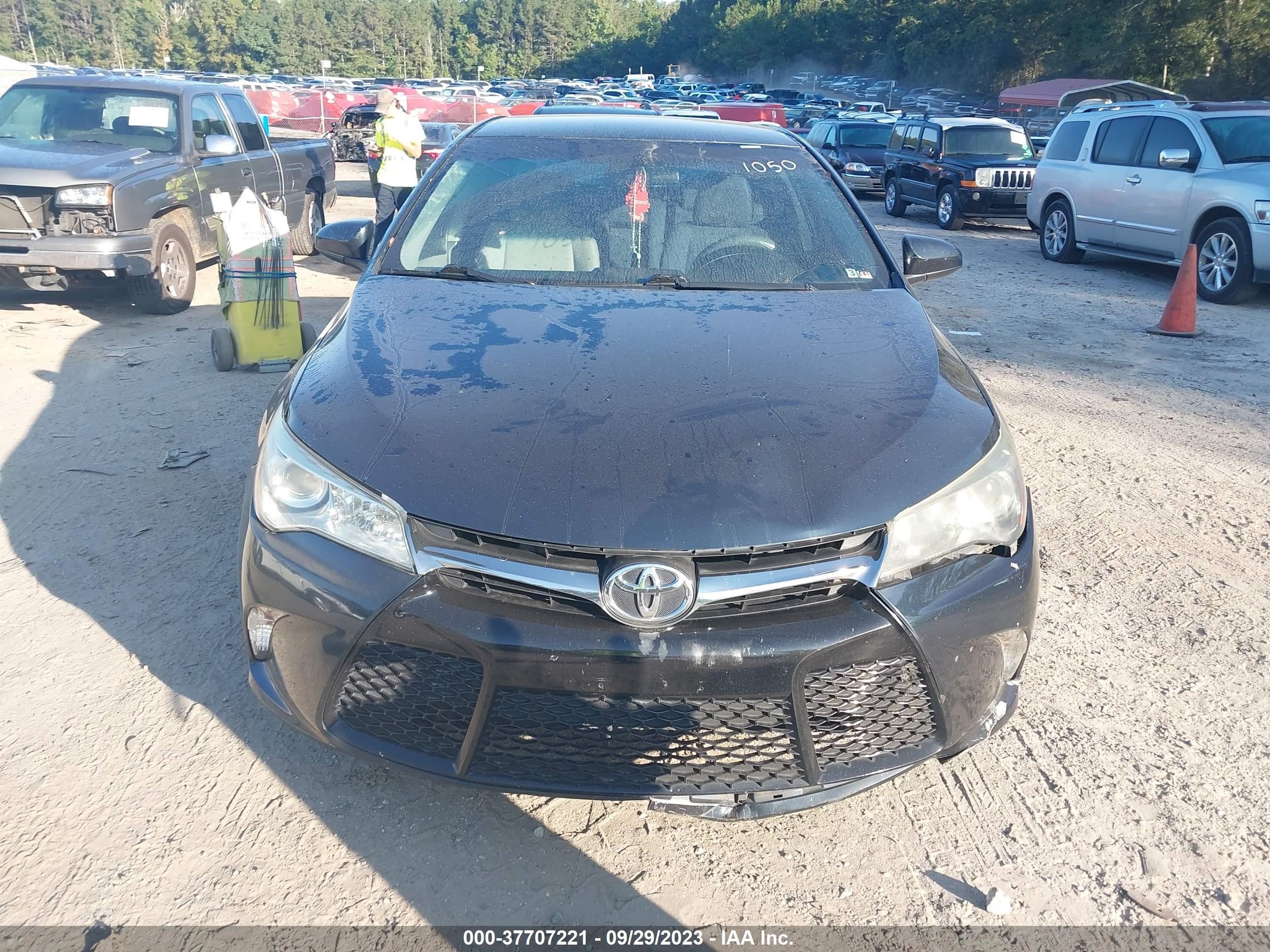 Photo 11 VIN: 4T1BF1FK1GU571050 - TOYOTA CAMRY 