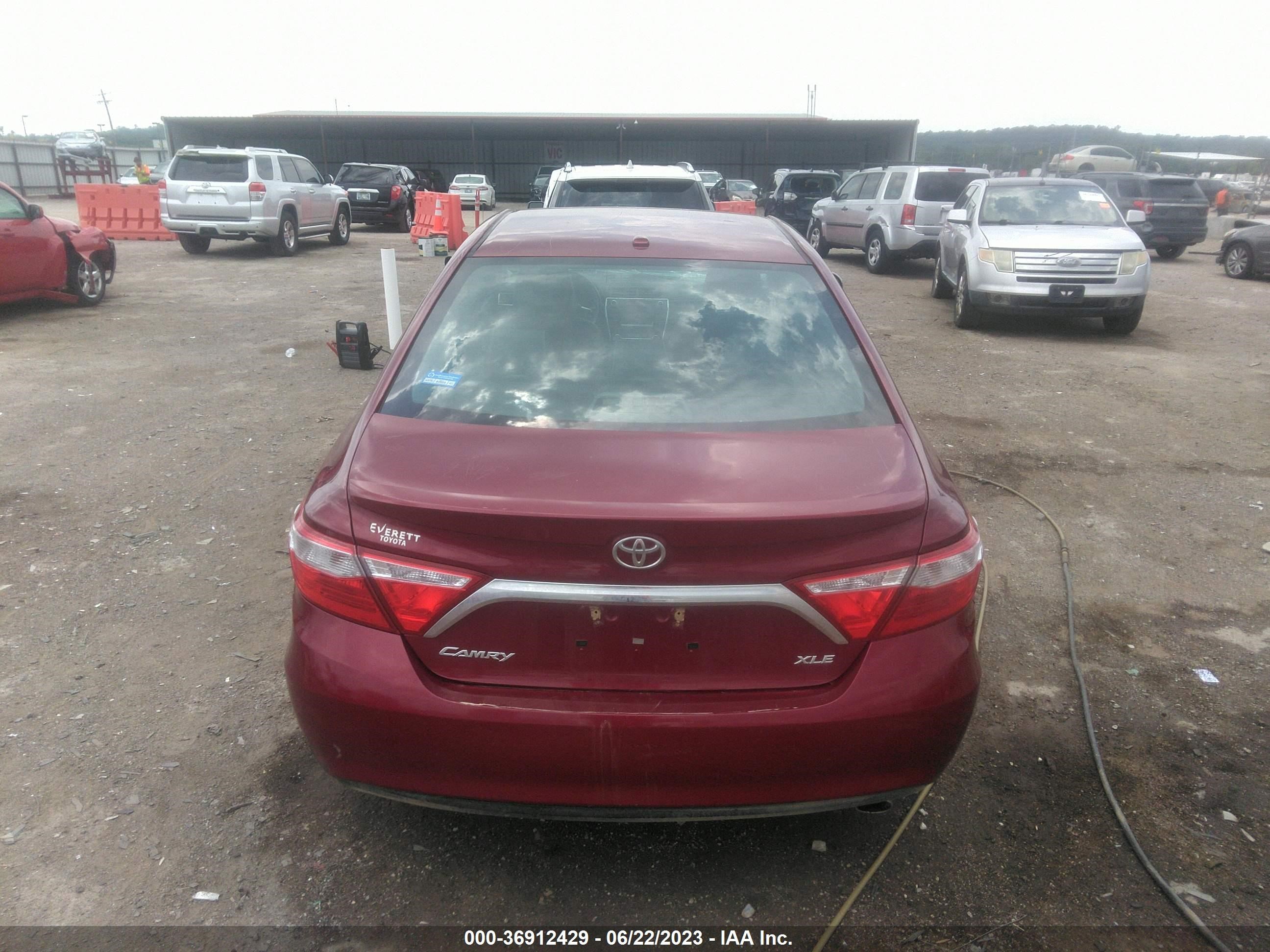 Photo 14 VIN: 4T1BF1FK1GU581657 - TOYOTA CAMRY 