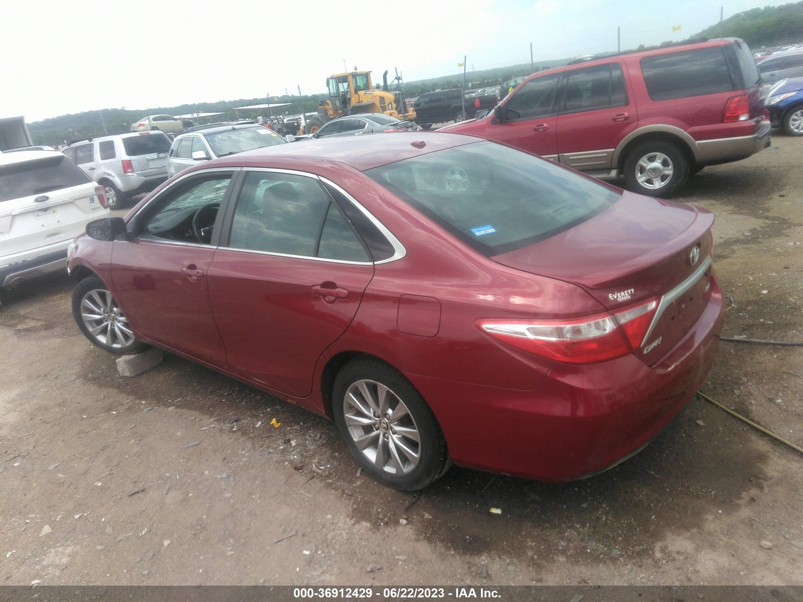 Photo 2 VIN: 4T1BF1FK1GU581657 - TOYOTA CAMRY 