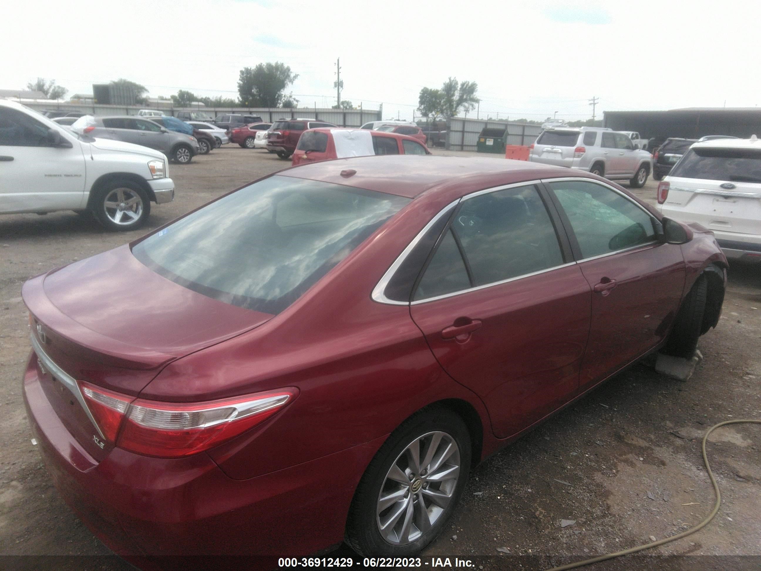 Photo 3 VIN: 4T1BF1FK1GU581657 - TOYOTA CAMRY 