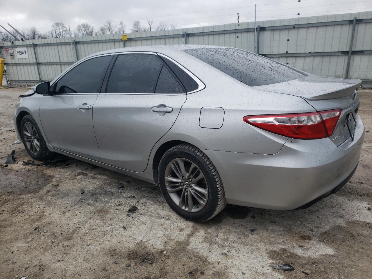 Photo 1 VIN: 4T1BF1FK1GU597583 - TOYOTA CAMRY 