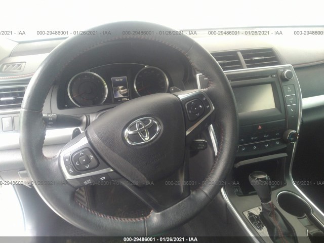 Photo 4 VIN: 4T1BF1FK1HU629109 - TOYOTA CAMRY 