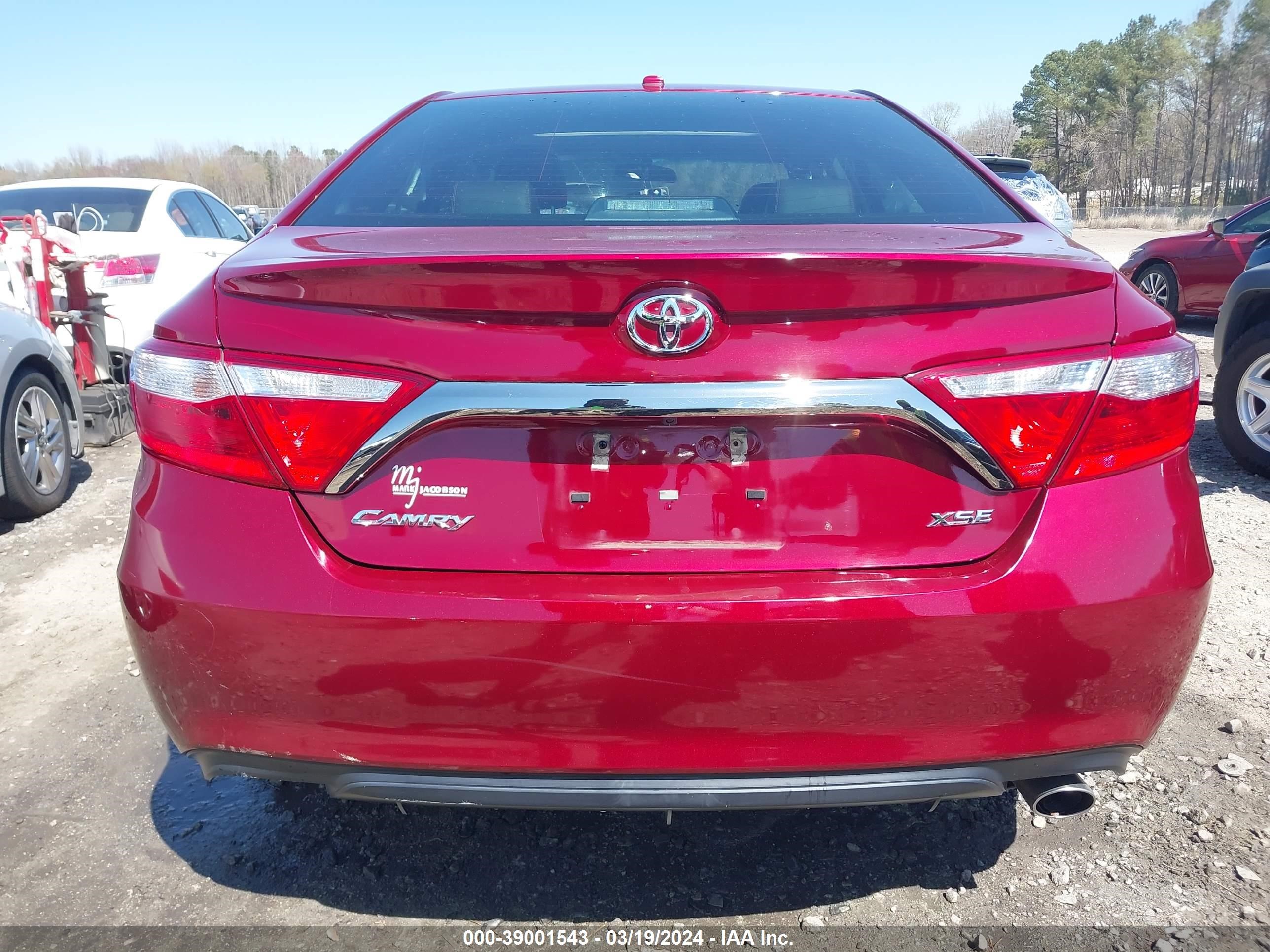 Photo 15 VIN: 4T1BF1FK1HU646587 - TOYOTA CAMRY 