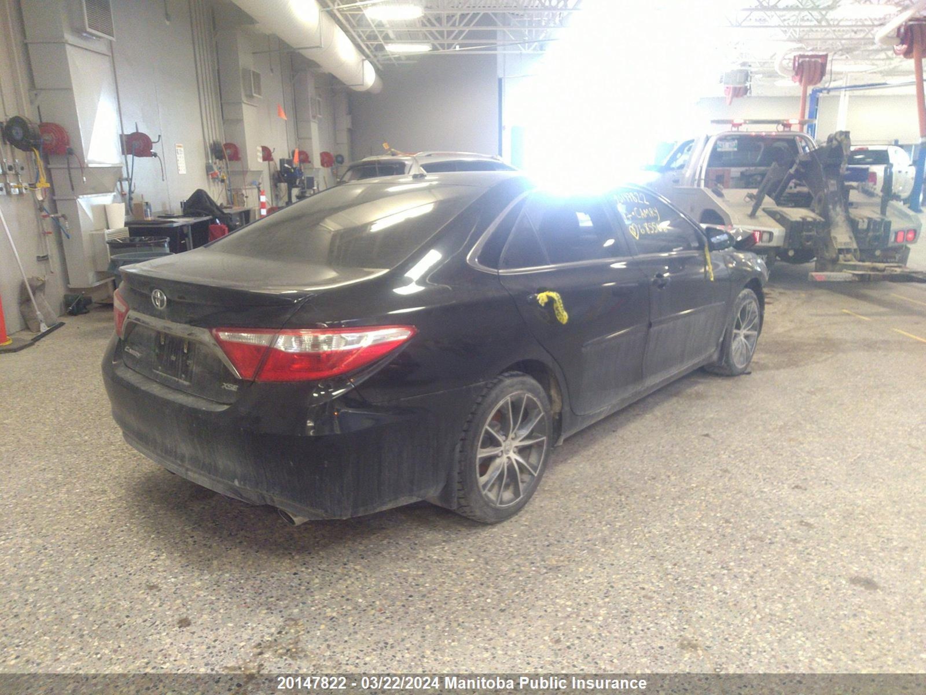 Photo 3 VIN: 4T1BF1FK1HU685566 - TOYOTA CAMRY 