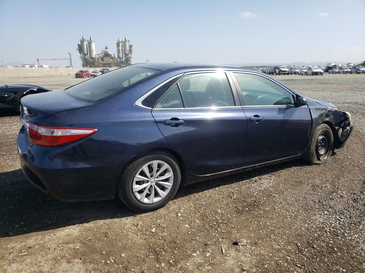 Photo 2 VIN: 4T1BF1FK1HU693196 - TOYOTA CAMRY 