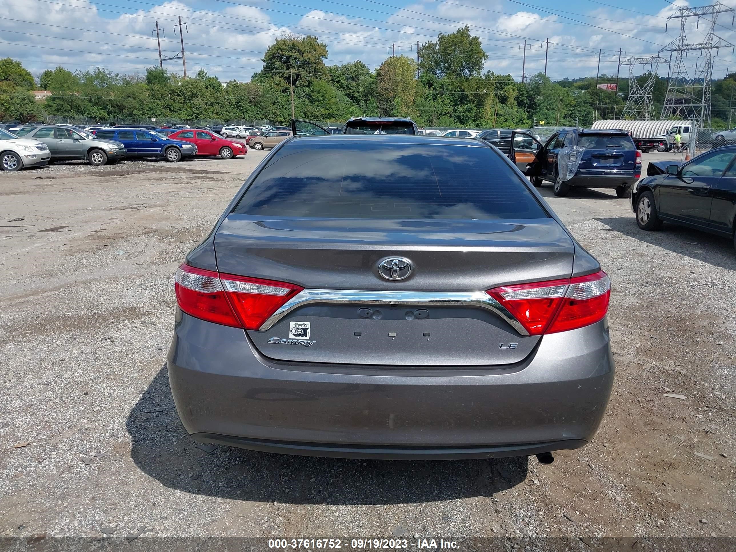 Photo 15 VIN: 4T1BF1FK1HU698916 - TOYOTA CAMRY 