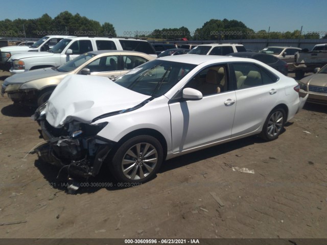 Photo 1 VIN: 4T1BF1FK1HU729825 - TOYOTA CAMRY 