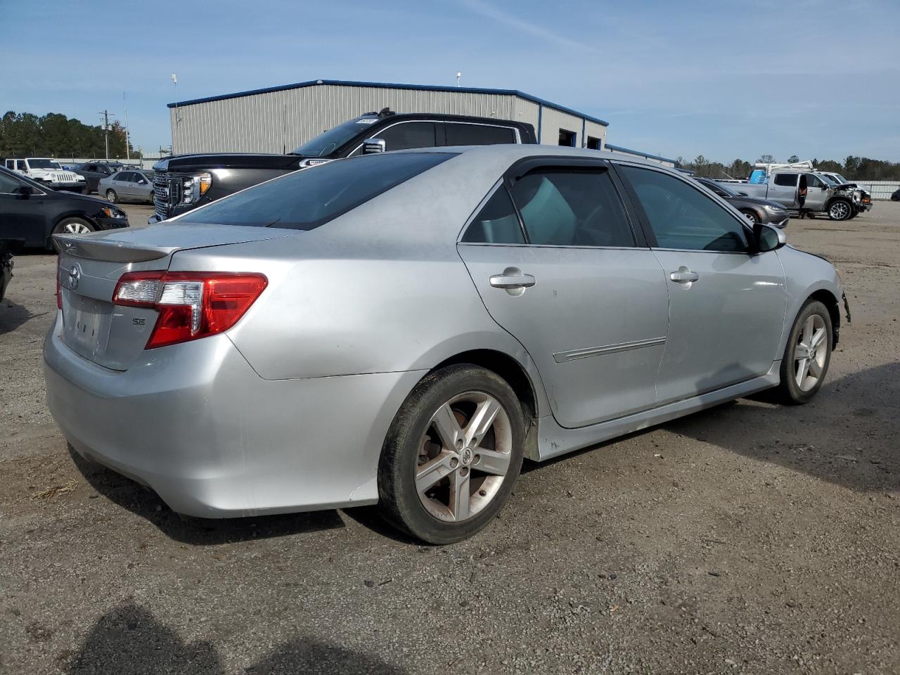 Photo 2 VIN: 4T1BF1FK2CU019292 - TOYOTA CAMRY 