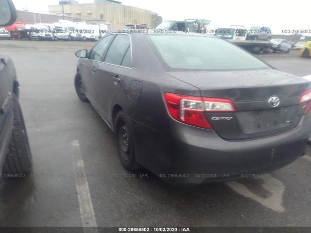 Photo 2 VIN: 4T1BF1FK2CU049487 - TOYOTA CAMRY 