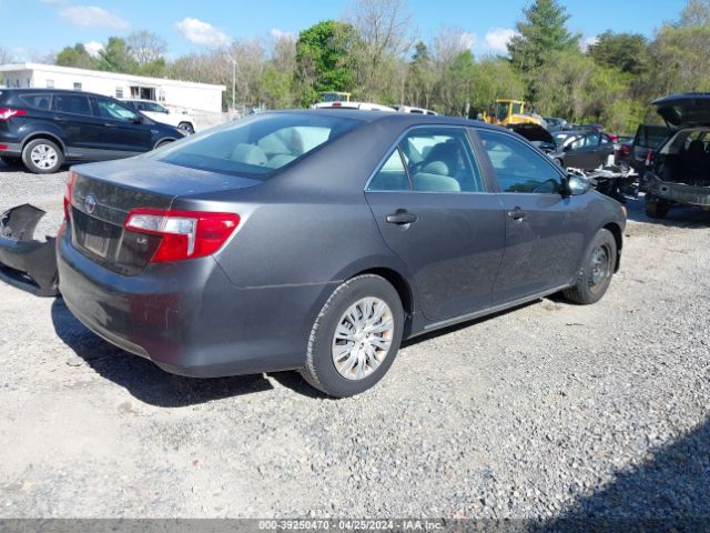 Photo 3 VIN: 4T1BF1FK2CU055581 - TOYOTA CAMRY 