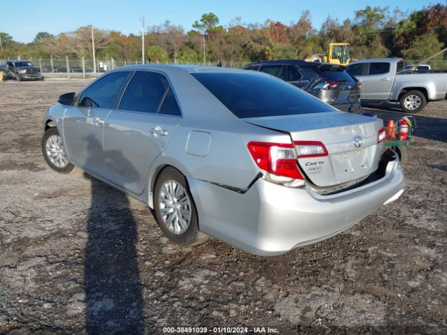 Photo 2 VIN: 4T1BF1FK2CU072297 - TOYOTA CAMRY 