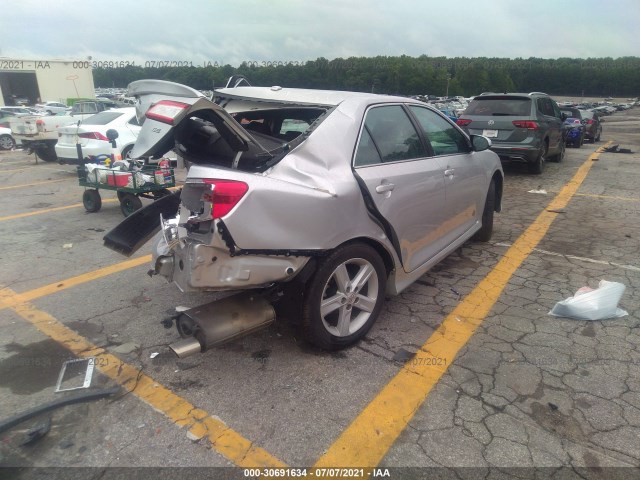 Photo 3 VIN: 4T1BF1FK2CU073899 - TOYOTA CAMRY 