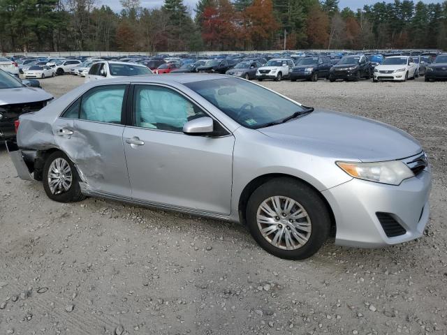 Photo 3 VIN: 4T1BF1FK2CU117836 - TOYOTA CAMRY BASE 