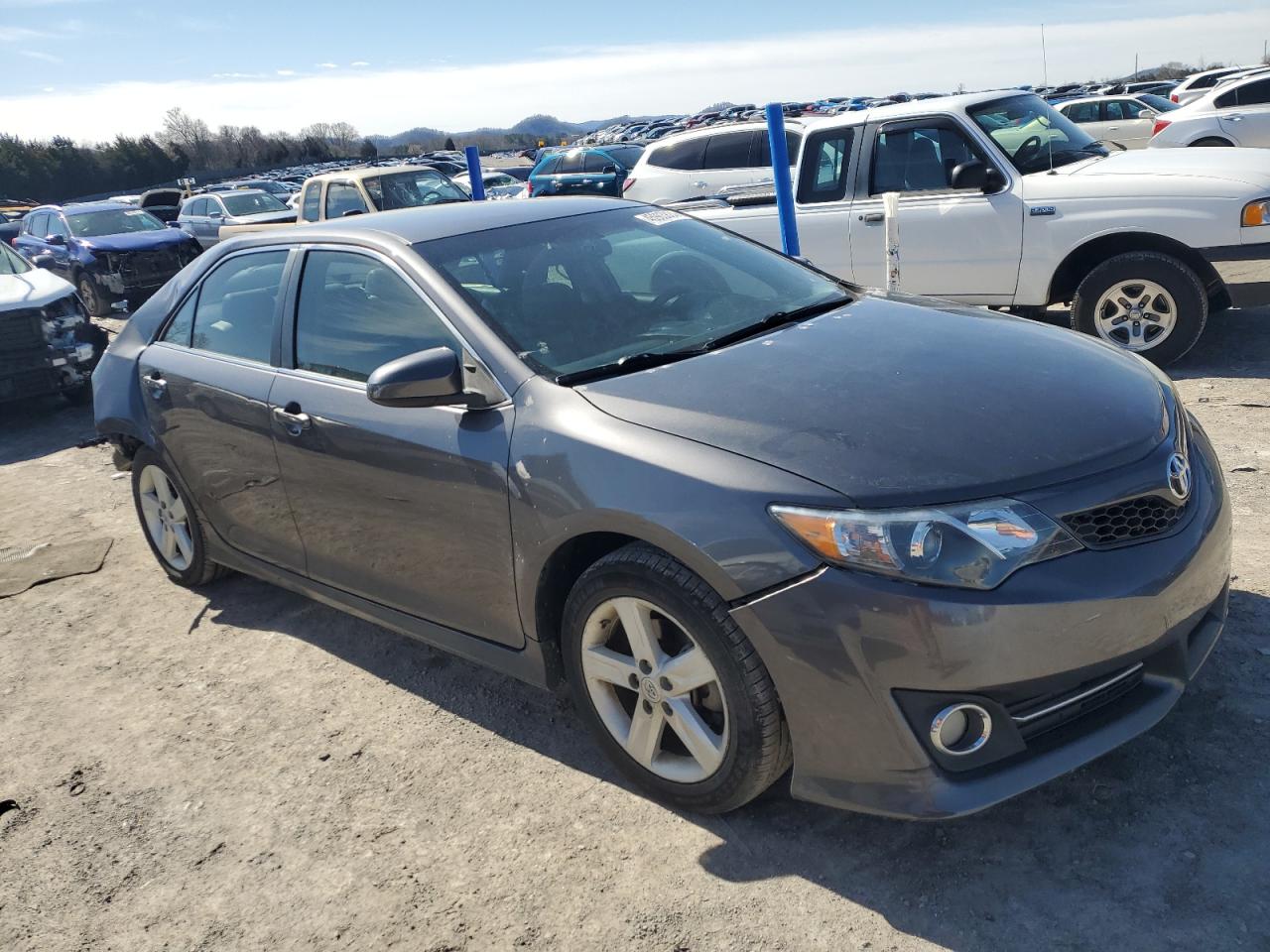 Photo 3 VIN: 4T1BF1FK2CU124723 - TOYOTA CAMRY 