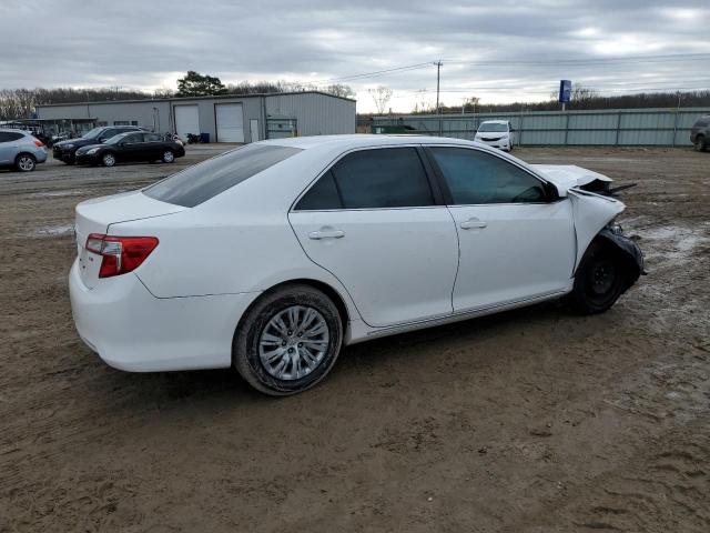 Photo 2 VIN: 4T1BF1FK2CU130229 - TOYOTA CAMRY BASE 