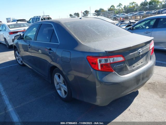 Photo 2 VIN: 4T1BF1FK2CU138105 - TOYOTA CAMRY 