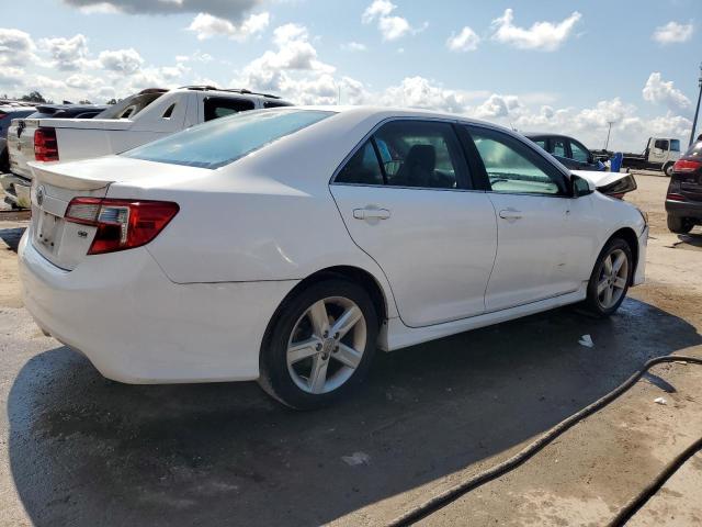 Photo 2 VIN: 4T1BF1FK2CU138931 - TOYOTA CAMRY SE A 