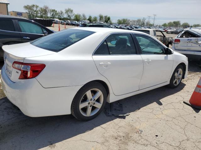 Photo 2 VIN: 4T1BF1FK2CU143062 - TOYOTA CAMRY 