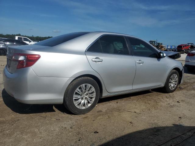 Photo 2 VIN: 4T1BF1FK2CU169855 - TOYOTA CAMRY 