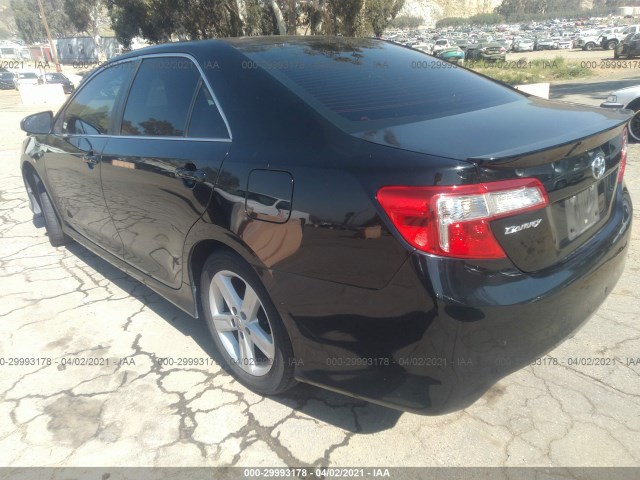 Photo 2 VIN: 4T1BF1FK2CU201106 - TOYOTA CAMRY 