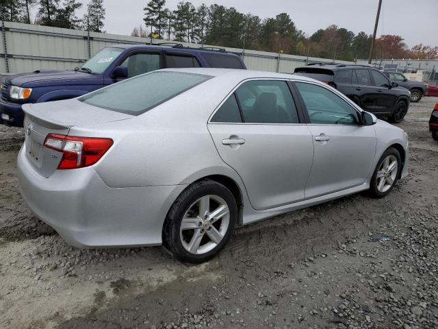 Photo 2 VIN: 4T1BF1FK2CU202403 - TOYOTA CAMRY BASE 