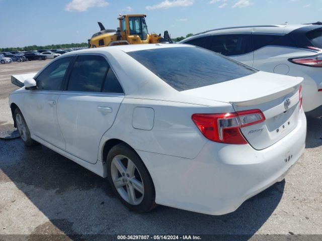 Photo 2 VIN: 4T1BF1FK2CU554137 - TOYOTA CAMRY 