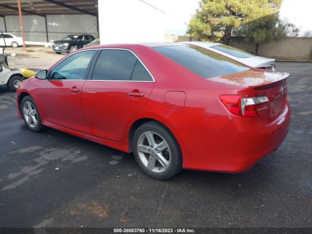 Photo 2 VIN: 4T1BF1FK2CU558835 - TOYOTA CAMRY 