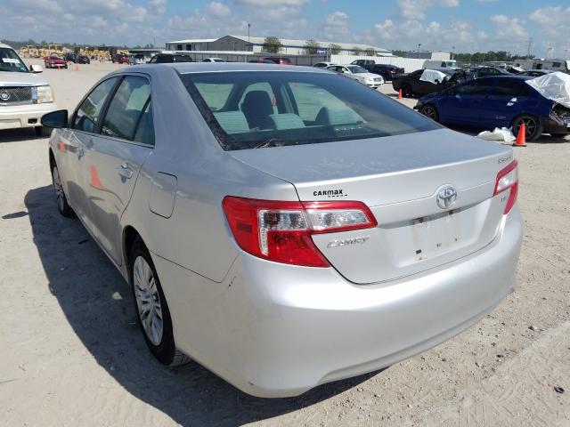 Photo 2 VIN: 4T1BF1FK2CU584500 - TOYOTA CAMRY 