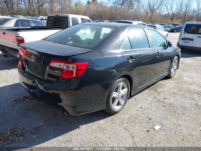 Photo 3 VIN: 4T1BF1FK2CU594847 - TOYOTA CAMRY 