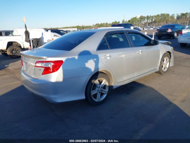 Photo 3 VIN: 4T1BF1FK2CU597893 - TOYOTA CAMRY 