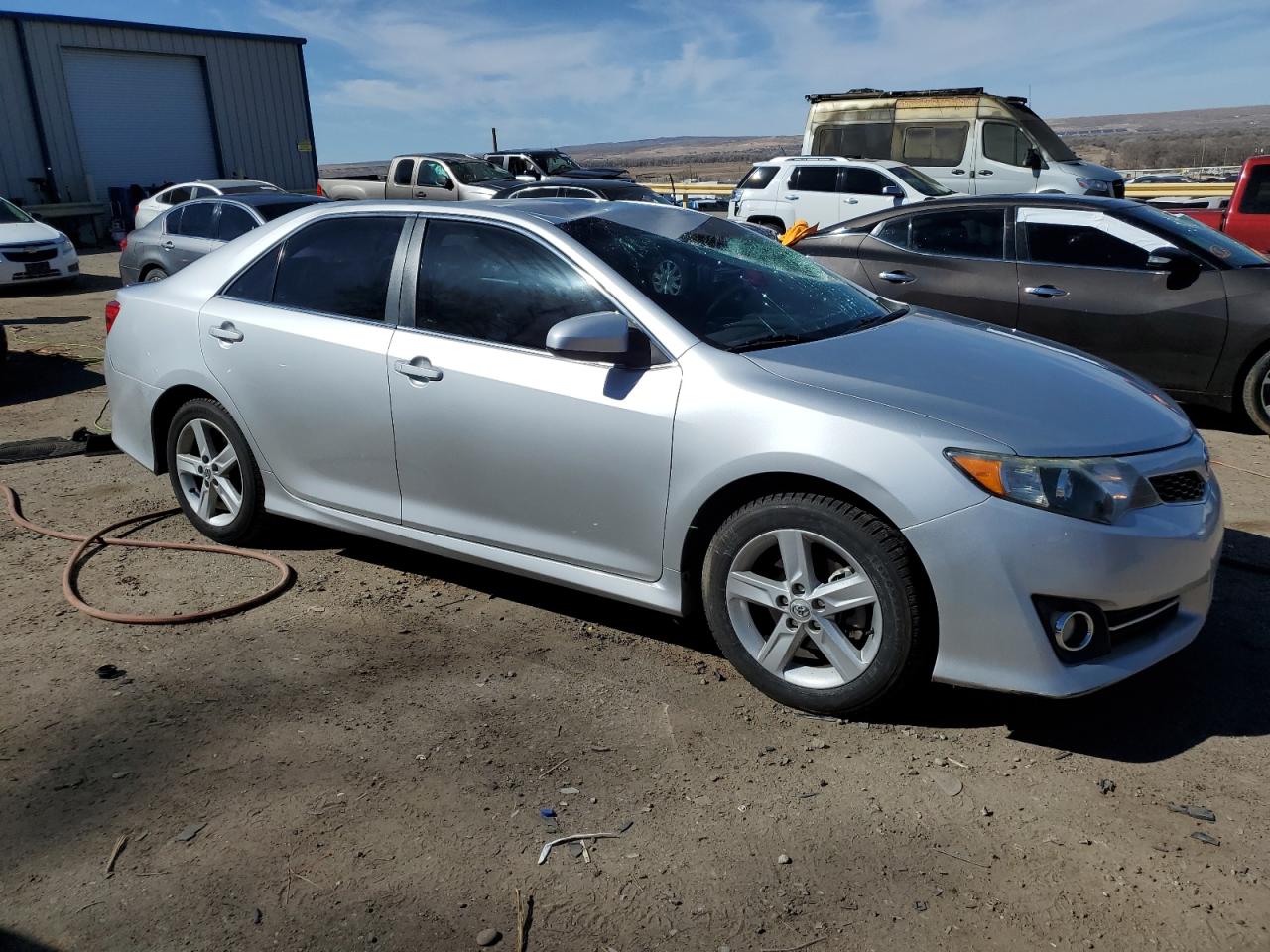 Photo 3 VIN: 4T1BF1FK2CU598591 - TOYOTA CAMRY 